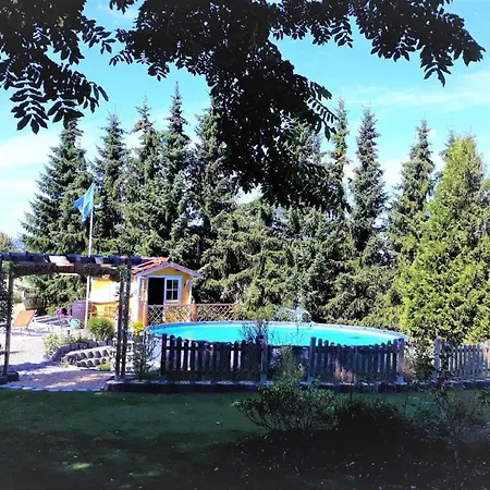Apartment Grosse In Mit Pool, Garten Und Grill *